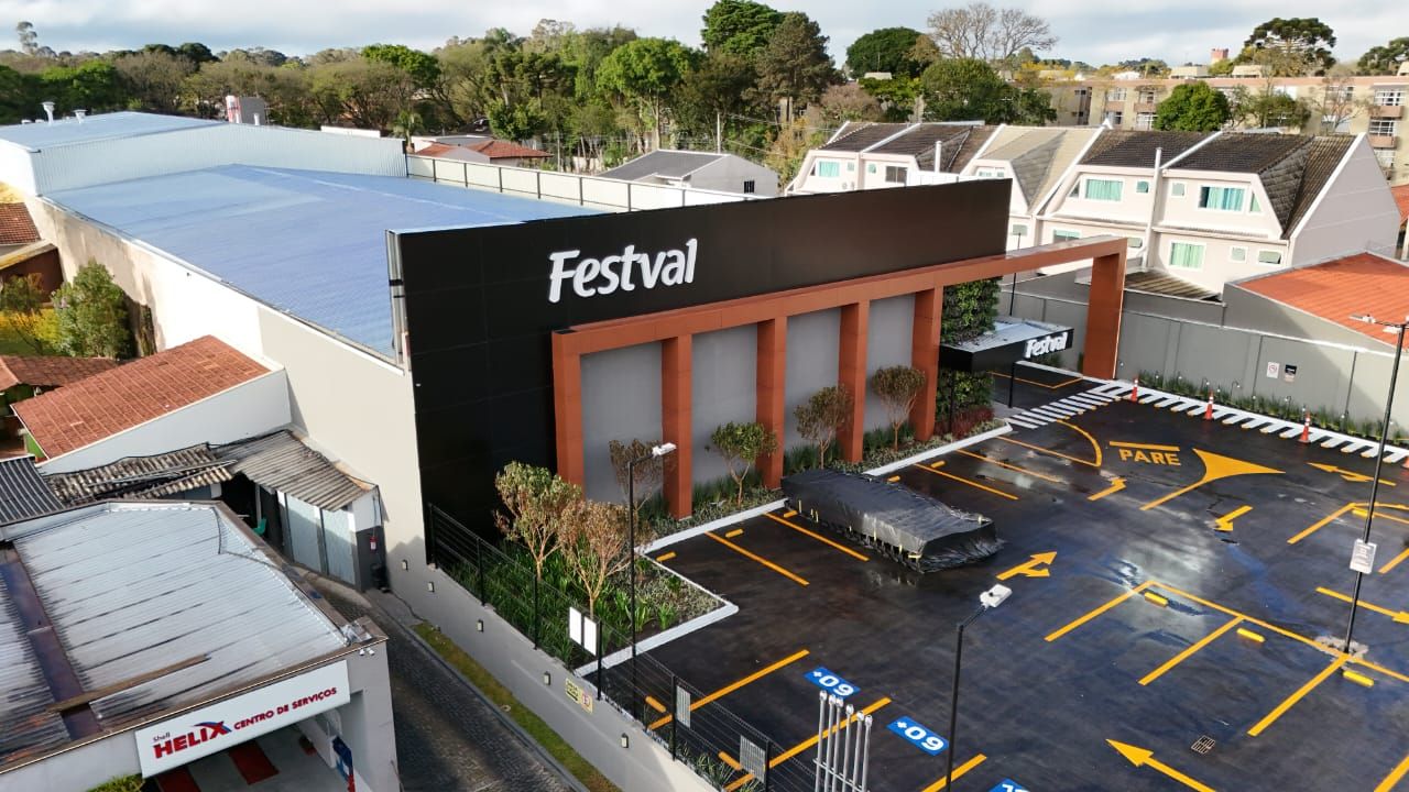 Festval inaugura loja no Bacacheri e avança no plano de expansão