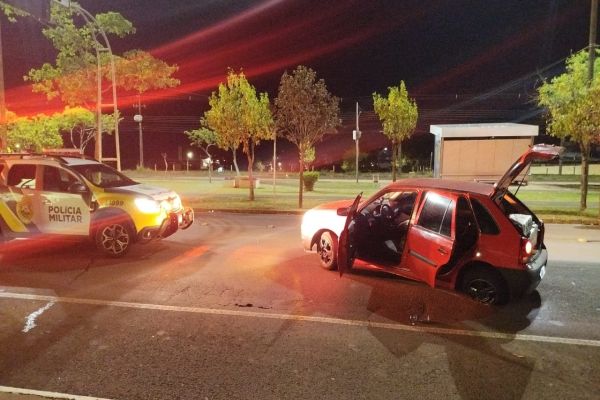 Fuga alucinante termina com mais de 350 kg de maconha apreendidos em Cascavel