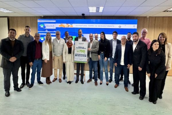 Paraná lança projeto pioneiro de qualificação para Indústria 4.0 em oito cidades