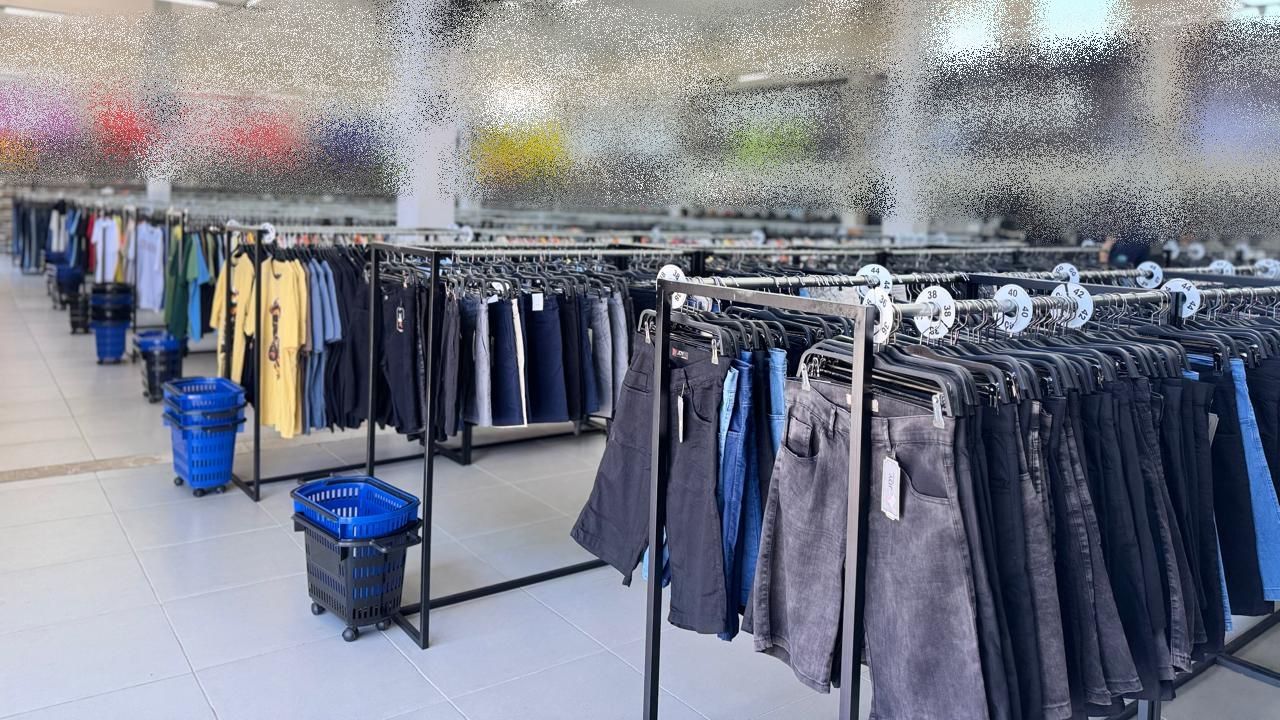 Receita Federal apreende mercadorias falsificadas em operação na BR-277 no oeste do Paraná