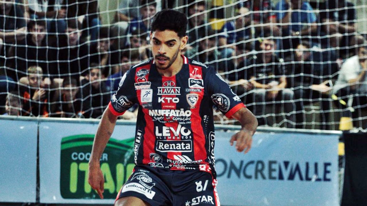 Cascavel Futsal reage no segundo tempo e vence o Ampére pelo jogo de ida das oitavas da Série Ouro