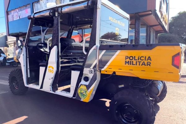 Imagem referente a notícia: Motorista sem CNH avança preferencial e atinge viatura da PM em Cafelândia