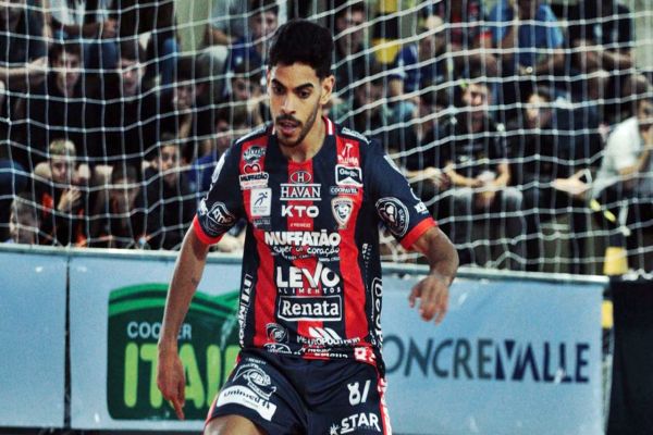 Cascavel Futsal reage no segundo tempo e vence o Ampére pelo jogo de ida das oitavas da Série Ouro
