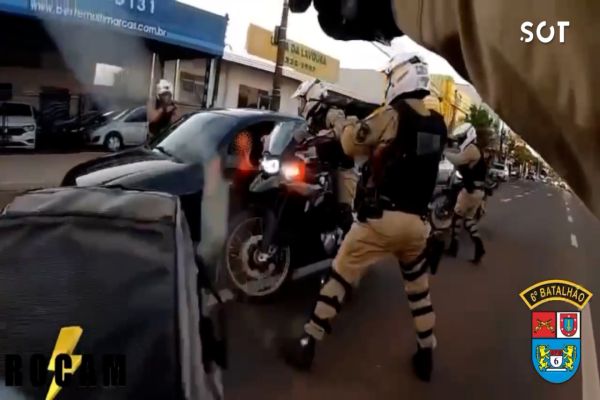 De Celta, jovem tenta dar fuga da Rocam, mas acaba preso com drogas no Bairro Parque São Paulo em Cascavel