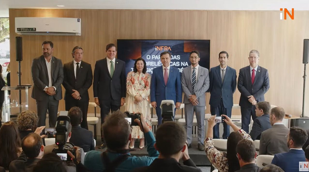 Diretor financeiro executivo da Itaipu participa de debate sobre papel das hidrelétricas na transição energética