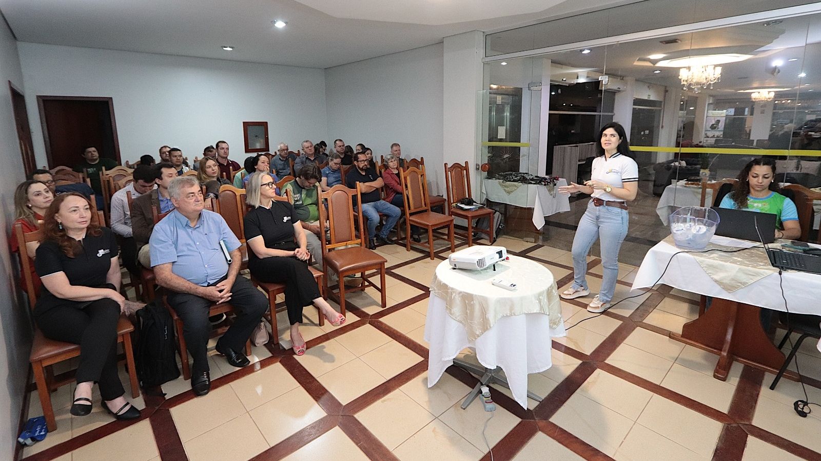 Adetur Cataratas e Caminhos destaca fortalecimento do turismo em Assembleia Geral Ordinária