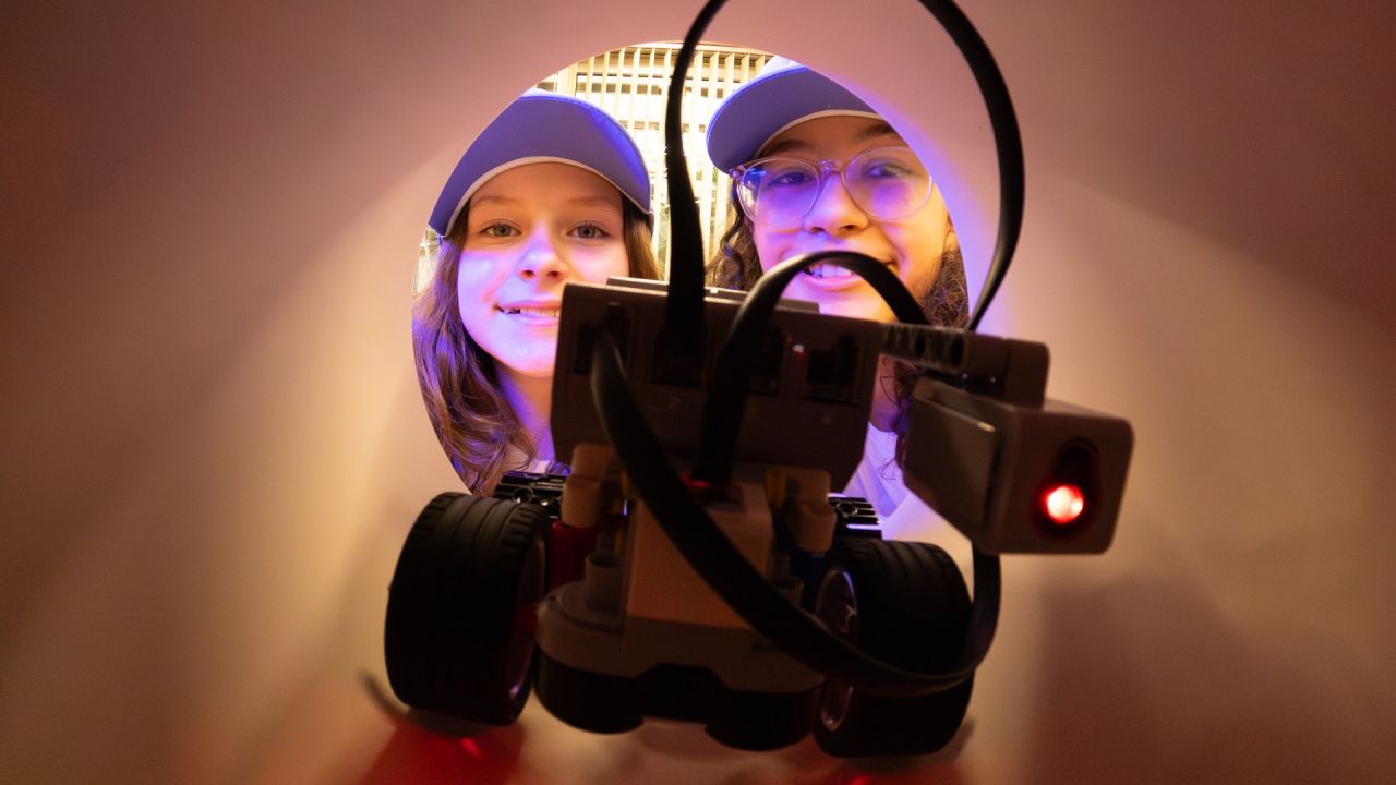 Sanepar vai levar criadoras de robô “caça-vazamentos” para Olimpíada Mundial de Robótica