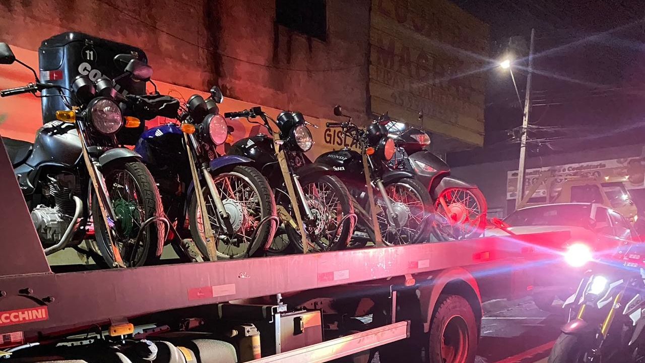 PM fecha o cerco e aplica mais de 120 multas em megaoperação de trânsito em Cascavel