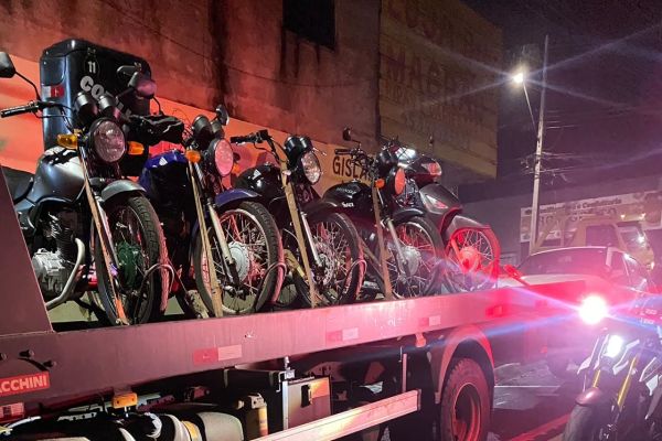 PM fecha o cerco e aplica mais de 120 multas em megaoperação de trânsito em Cascavel