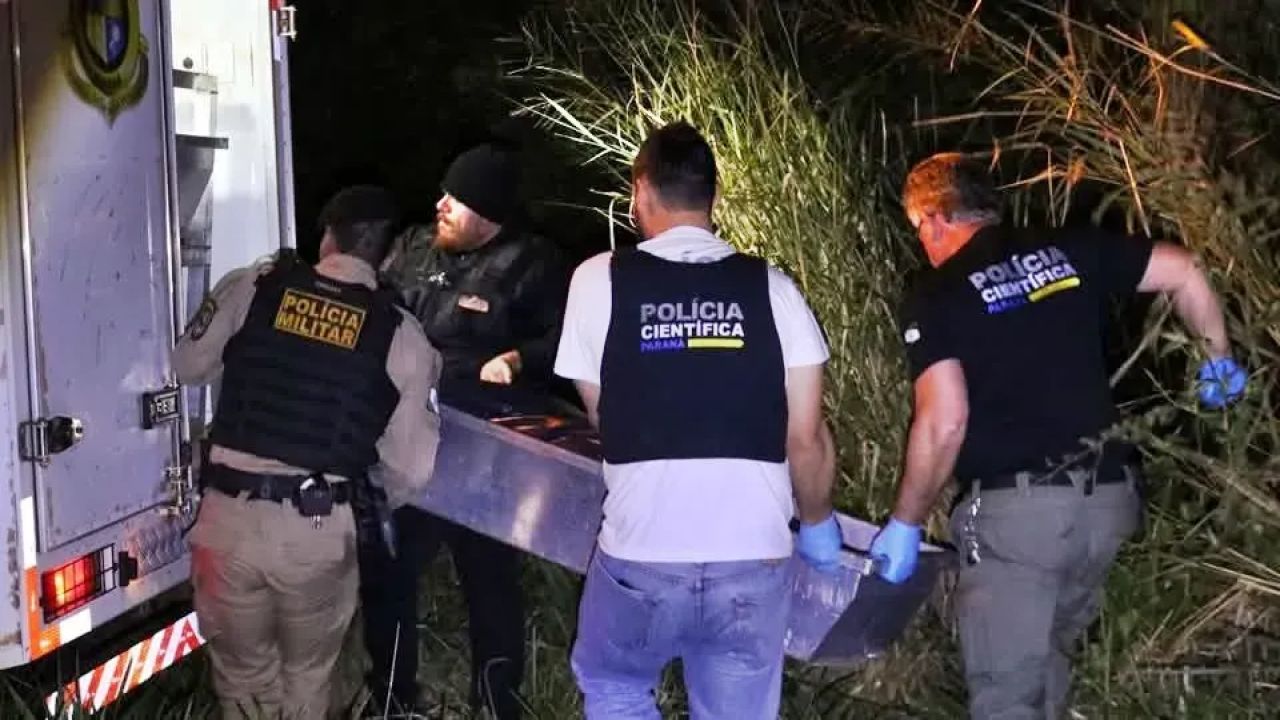 Homem é alvo de tiros e morre dentro de carro em estrada de Campo Mourão