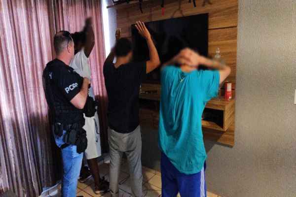 Imagem referente a notícia: Operação da Polícia Civil termina com sete presos em ação contra furtos e receptação em Cascavel