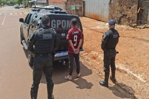 Imagem referente a notícia: Homem procurado por tráfico é capturado durante patrulhamento da Guarda Municipal em Cascavel