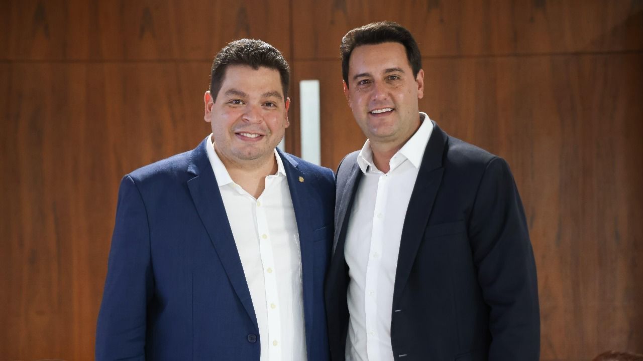 Janela partidária fortalece PSD, que vira maior bancada da Assembleia do Paraná com 19 deputados