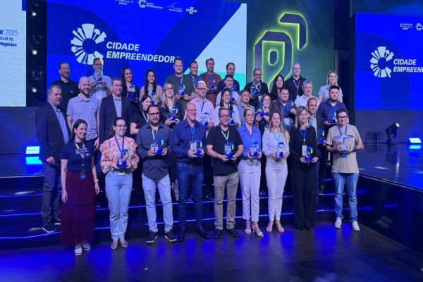 Cascavel é reconhecida como Cidade Empreendedora no PRacelerar 2025