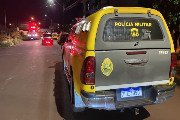 Imagem referente a notícia: Homem é morre em confronto com a Polícia Militar no Jardim Veneza, em Cascavel