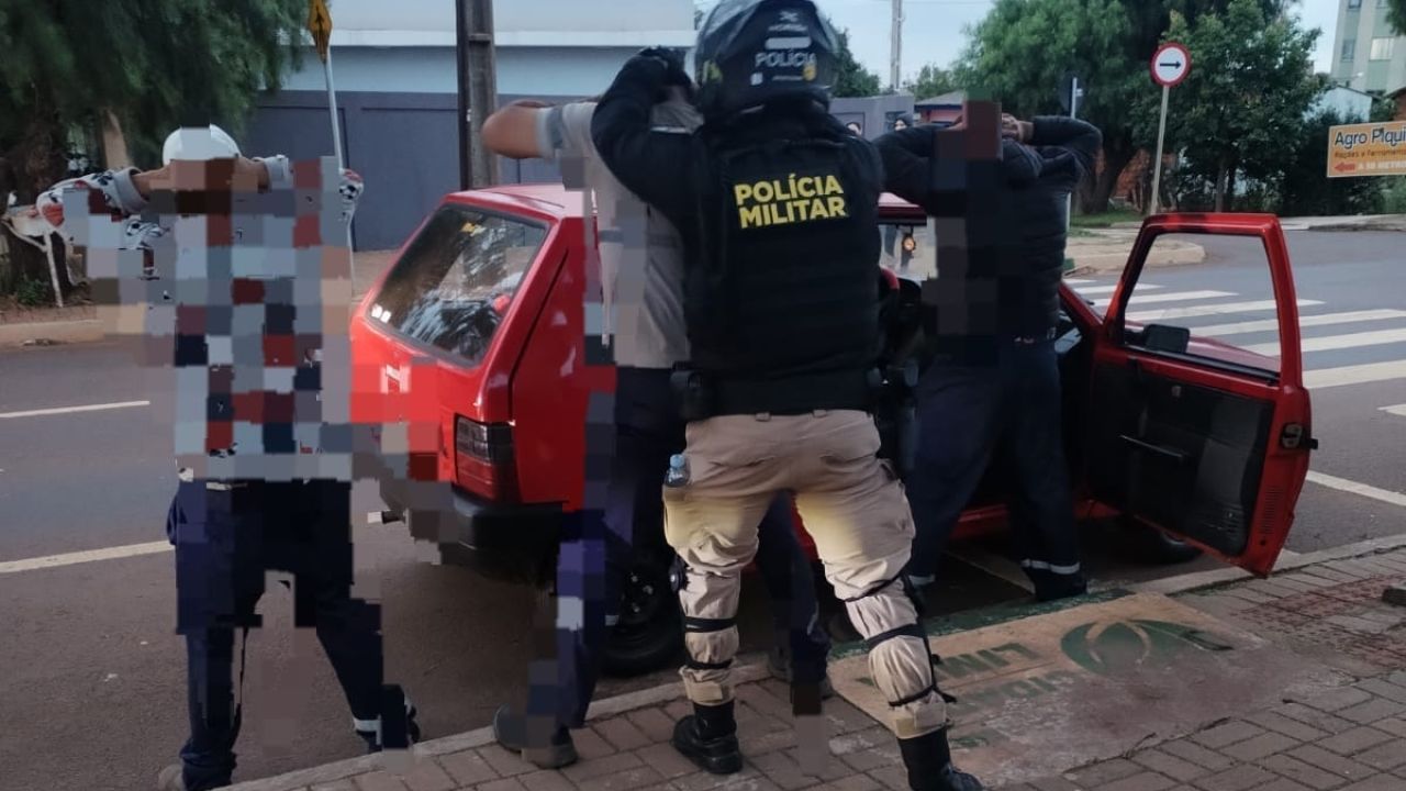 Operação do GOTran aplica mais de 130 multas e recolhe veículos irregulares  em Cascavel