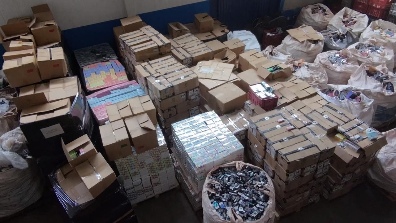 Receita Federal realiza destinação sustentável de mais de R$10 milhões em vapes apreendidos