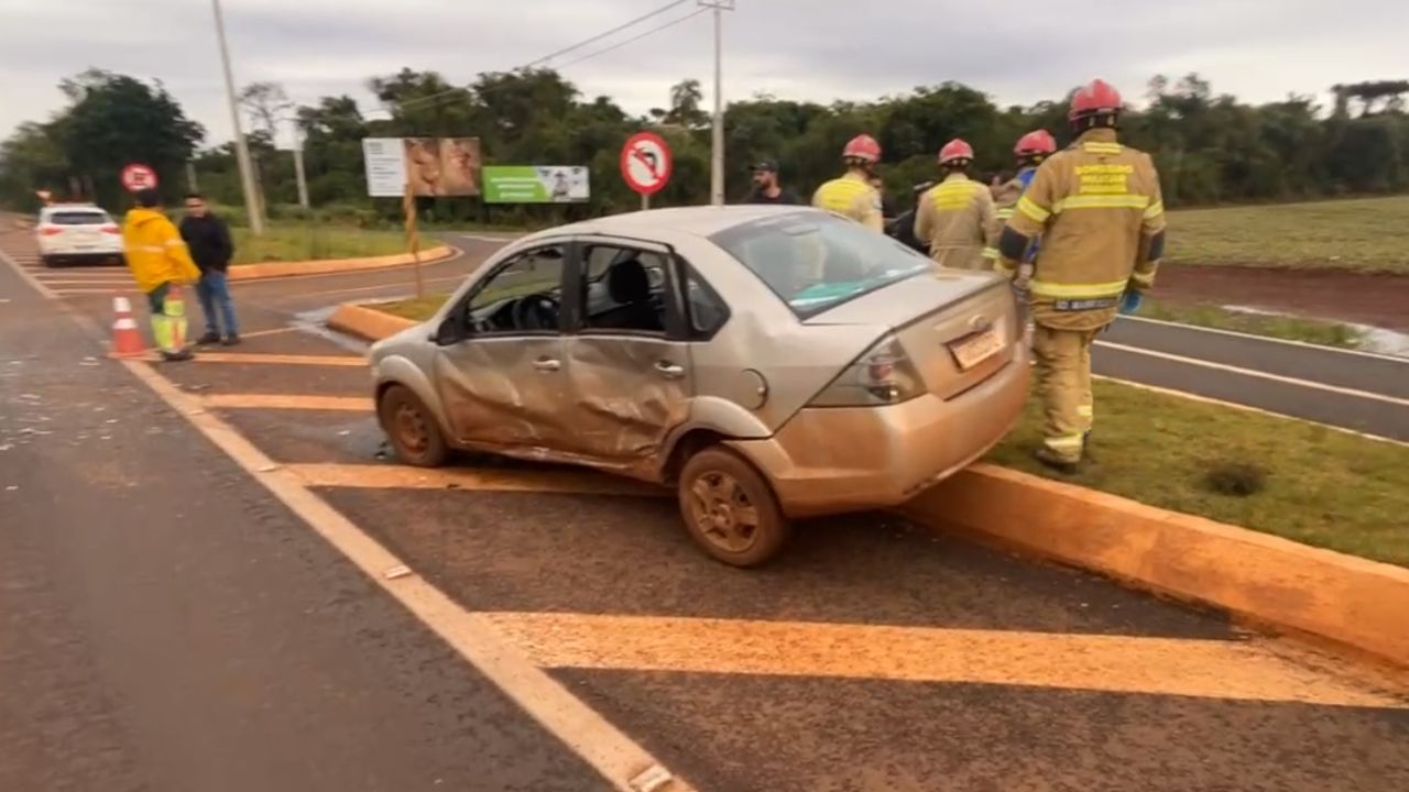 Mãe, filha e bebê ficam feridas em grave acidente na BR-369 em Cascavel