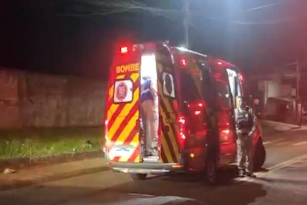 Homem é morto a pedradas na Avenida Corbélia, no Bairro Periolo, em Cascavel