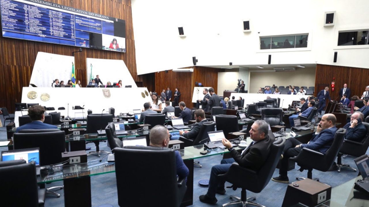 Assembleia Legislativa aprova projeto que amplia divulgação de serviço de apoio a superendividados