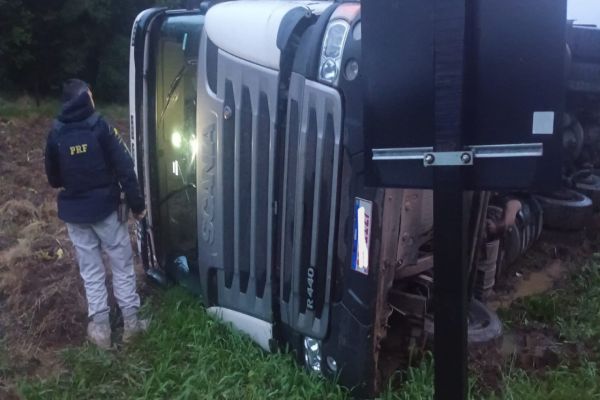 Dois acidentes graves são registrados pela PRF no mesmo ponto da BR-373 em Guamiranga