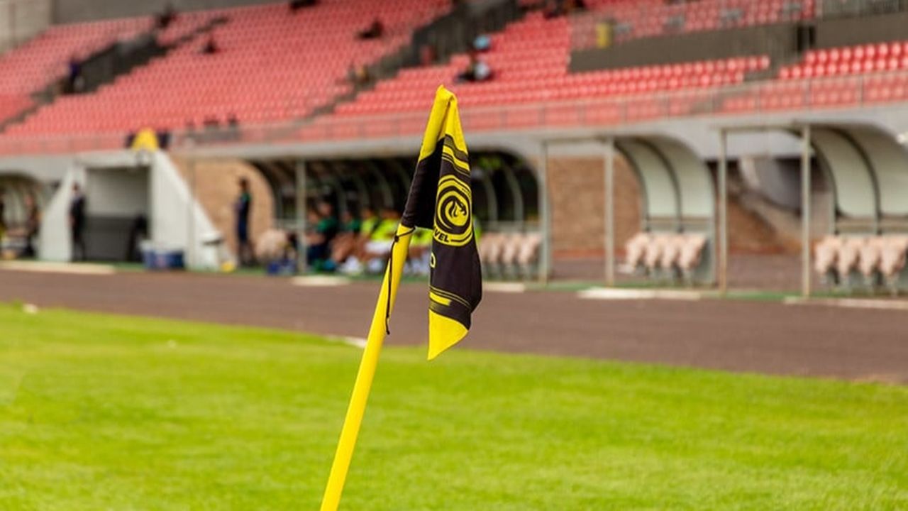 FC Cascavel sofre punição pesada e é eliminado da Taça FPF após uso de jogador irregular