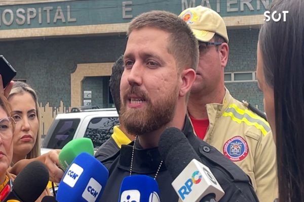 Imagem referente a notícia: Polícia Civil investiga origem de incêndio que destruiu apartamento no Bairro Country