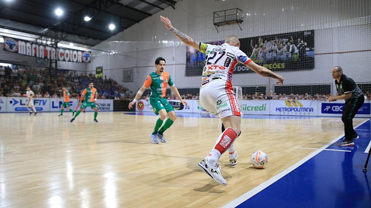 Cascavel Futsal vence o Marreco e avança para as quartas de final da Liga Nacional