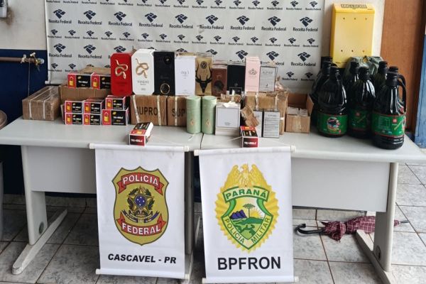 Imagem referente a notícia: Captiva carregada com perfumes e azeites importados é interceptada em operação do BPMOA e BPfron na BR-277