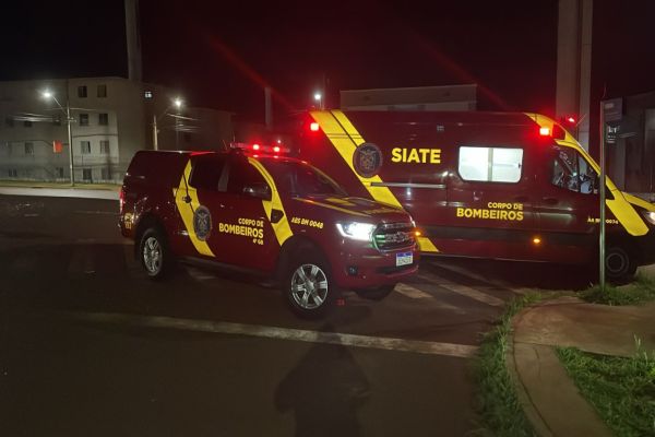 Imagem referente a notícia: Grave acidente deixa ciclista ferido e motorista foge sem prestar socorro em Cascavel