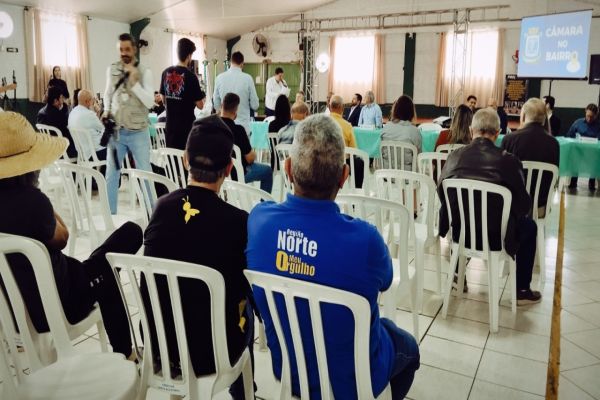 Cidadania: Câmara no Bairro leva vereadores e serviços para comunidade do Bairro Floresta