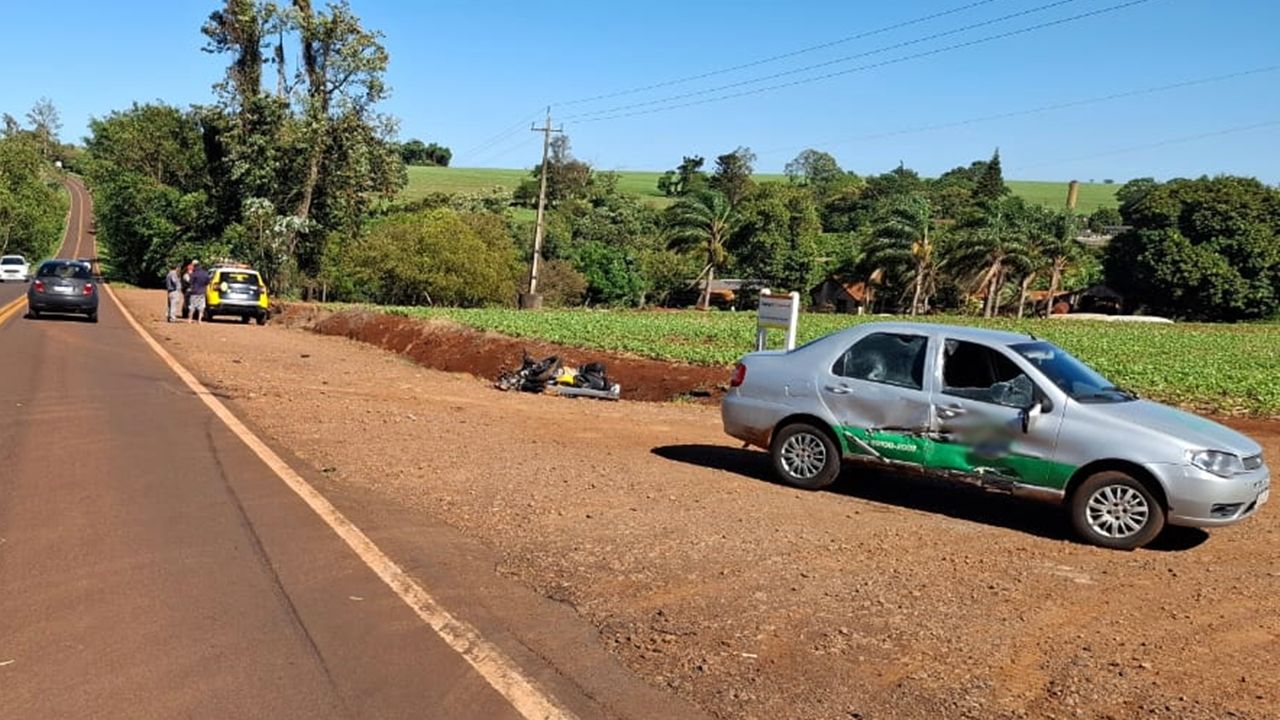 Tragédia na PR-239: colisão entre carro e moto deixa um morto e dois feridos em Quatro Pontes