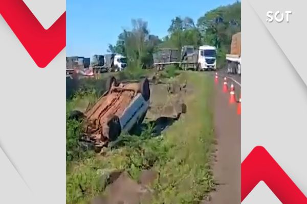 Imagem referente a notícia: Capotamento é registro na BR-163 em Capitão Leônidas Marques