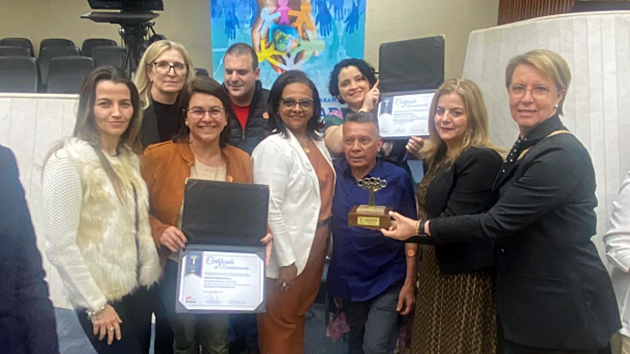 Cascavel é destaque estadual com projetos premiados nas áreas de Educação e Cultura