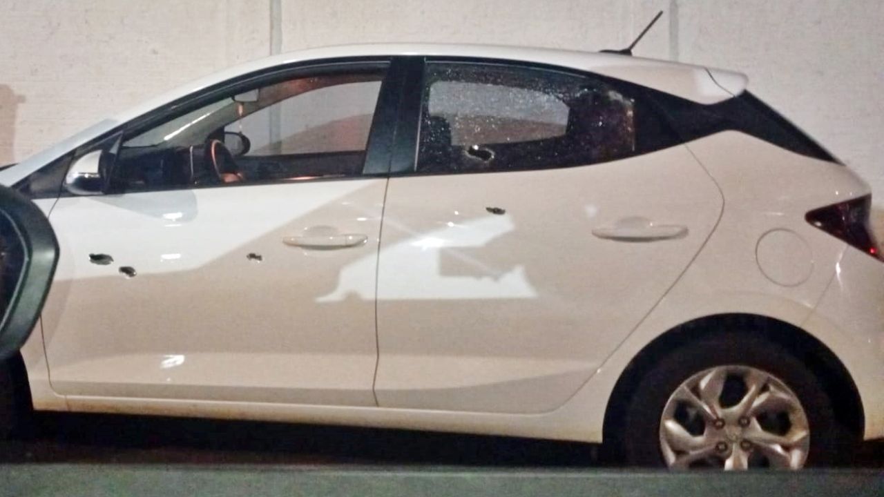 Motorista de aplicativo é baleado após ataque em frente a tabacaria no bairro São Cristóvão, em Cascavel