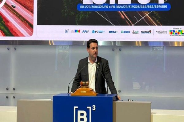 Imagem referente a notícia: “Novas concessionárias vão investir R$ 7 bilhões por ano no Paraná”, afirma Ratinho Junior