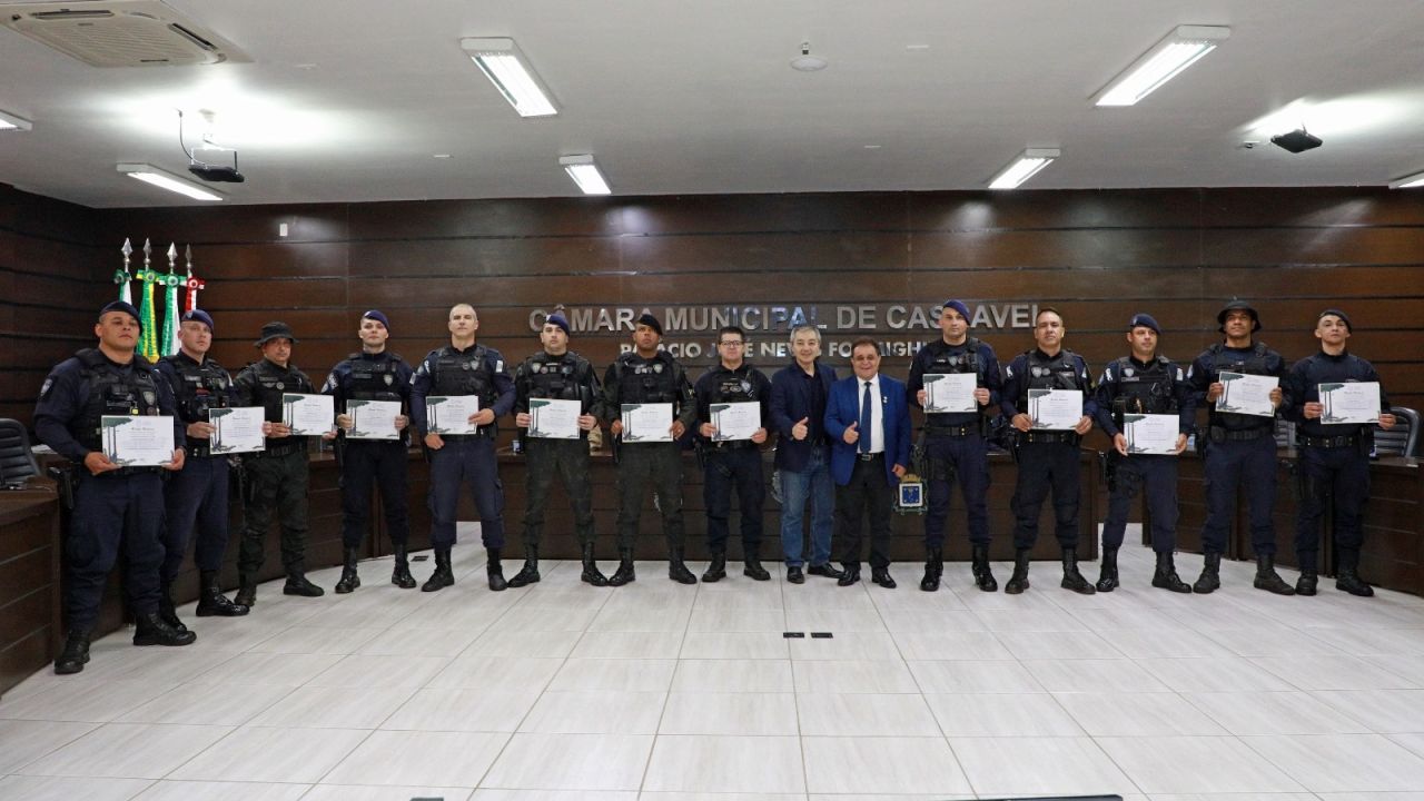 Guardas Municipais do Oeste do Paraná são homenageadas em Cascavel