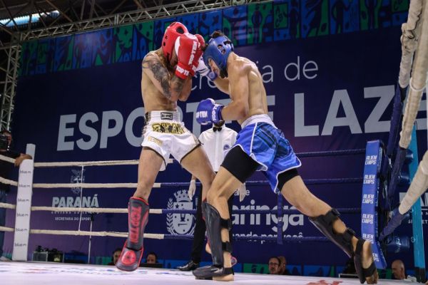 Imagem referente a notícia: Cascavel é a campeã do Paraná Combate 2025; competição registrou público recorde