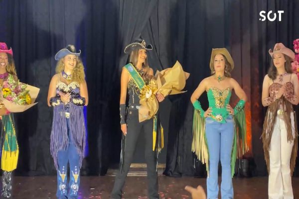 Imagem referente a notícia: Rainha da 44ª Expovel sonha em ser médica veterinária