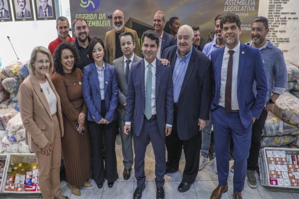 Imagem referente a notícia: Poder Legislativo e Simepar firmam parceria para veicular conteúdos meteorológicos na TV Assembleia