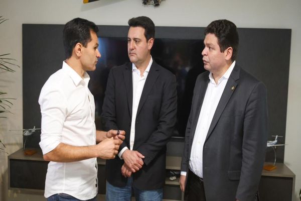 Cascavel vai receber supercaminhão de R$ 10 milhões para combater incêndios em prédios de até 18 andares