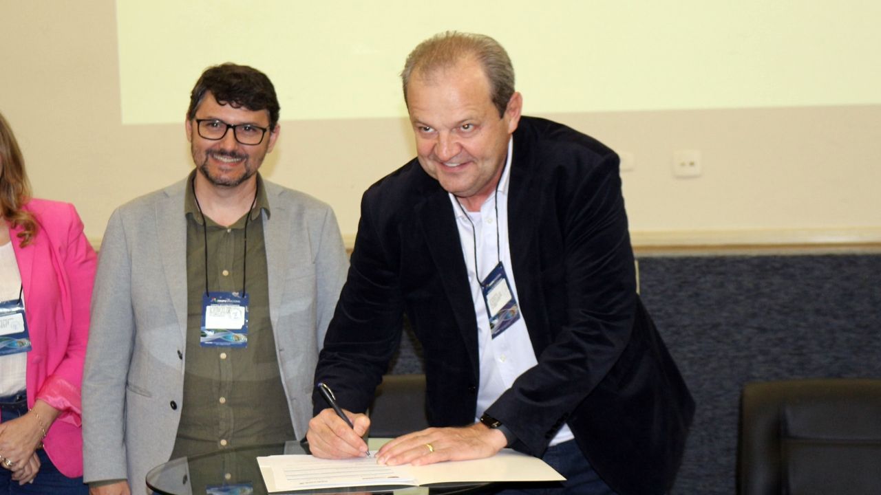 Governo do Paraná repassa R$ 1,7 milhão para Unioeste investir em laboratórios e inovação