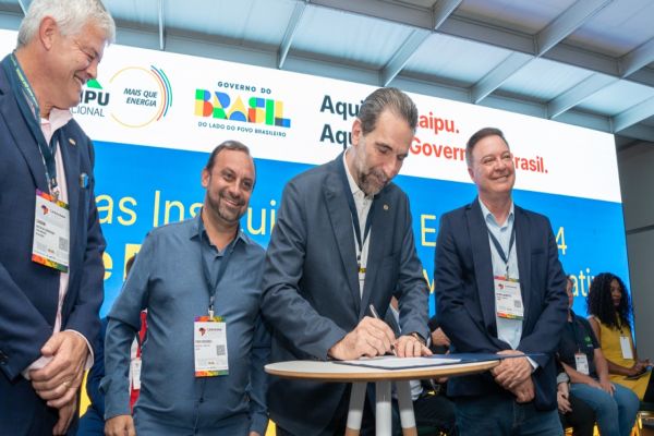 Imagem referente a notícia: Programa Coleta Mais será ampliado para mais 33 municípios no Paraná