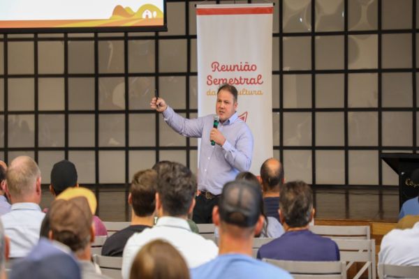 Reuniões Semestrais de Avicultura reforçam biosseguridade e planejamento no campo