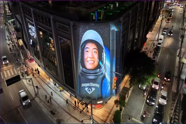 Imagem referente a notícia: Balneário Camboriú ganha sua própria Times Square: inauguração será no dia 7 de novembro