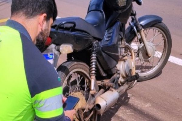 Imagem referente a notícia: Fiscalizações da Transitar miram veículos que causam poluição sonora e comprometem o bem-estar da população