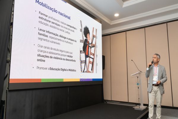 Oficinas de educação midiática promovidas pela Itaipu e Itaipu Parquetec são destaques na Caravana Federativa em Foz