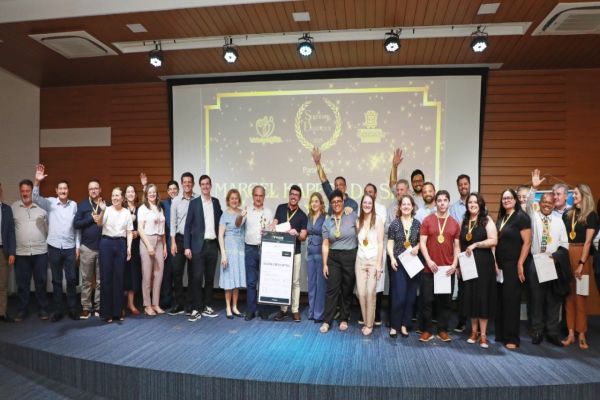 Servidor público é homenageado com o Troféu Servidor Destaque 2025 em Cascavel