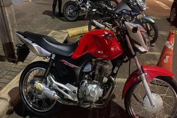 Imagem referente a notícia: Ação da PM intensifica fiscalização de trânsito e combate a irregularidades na região Centro/Sul da cidade