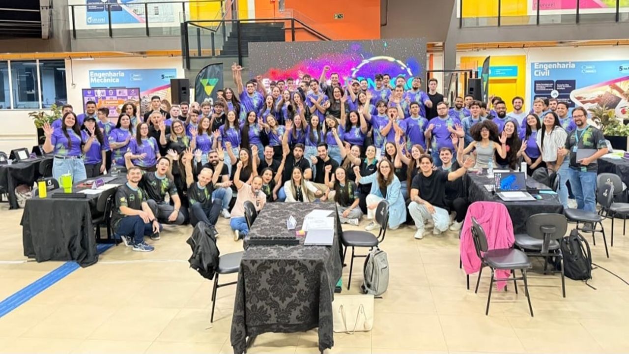 Ideias que cooperam: UniAgro vence o 1º Hackathon do Sicoob